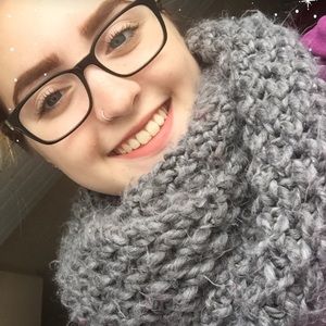 Meet your Posher, Jackie